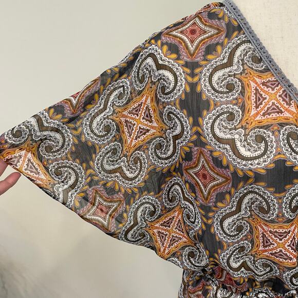 Banana Republic Paisley Print Fall Colored Peplum Top Sz M - Picture 3 of 7